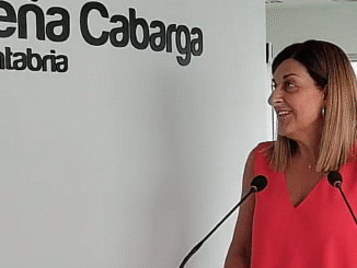 Buruaga reinaugura en Monumento al Indiano de Peña Cabarga